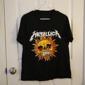 Metallica Black Graphic Tee - Short Sleeve